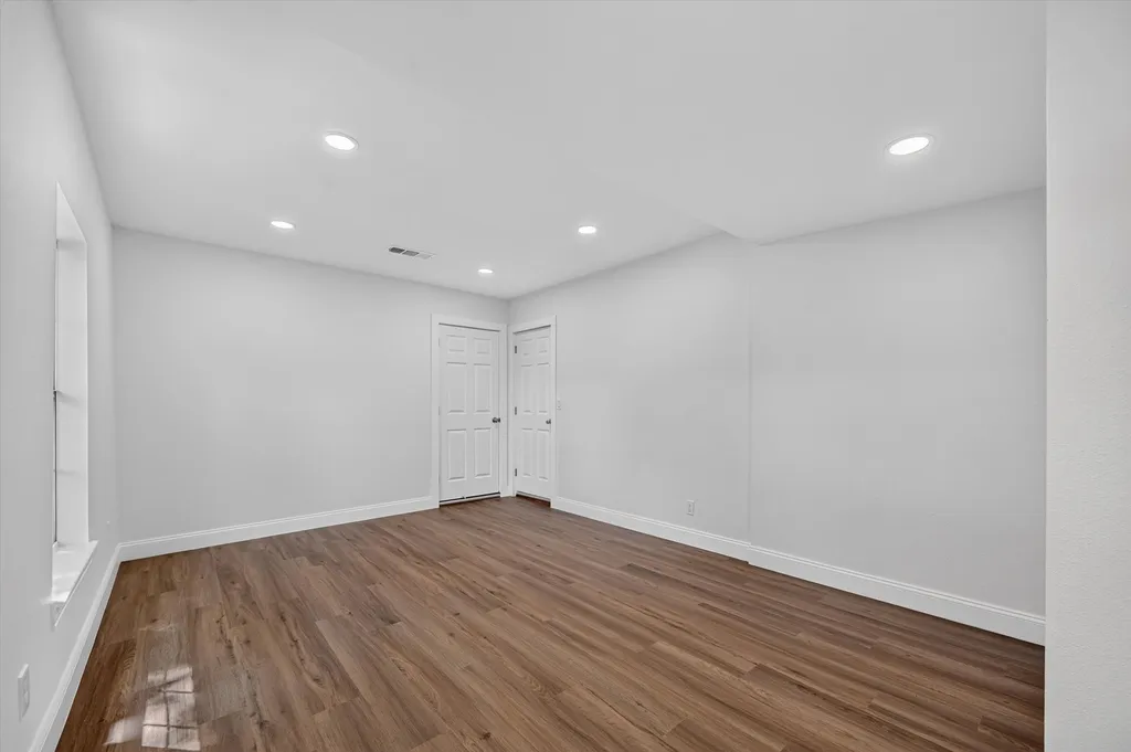 1113 Brock Street Dallas TX 75203