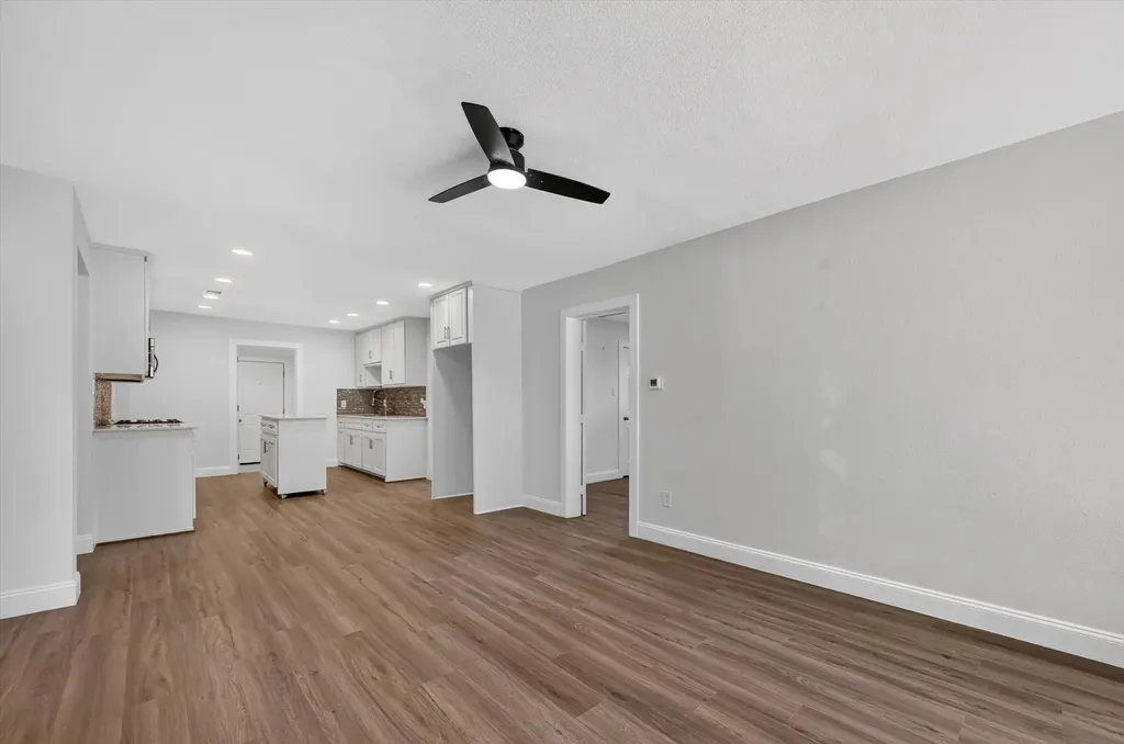 1113 Brock Street Dallas TX 75203