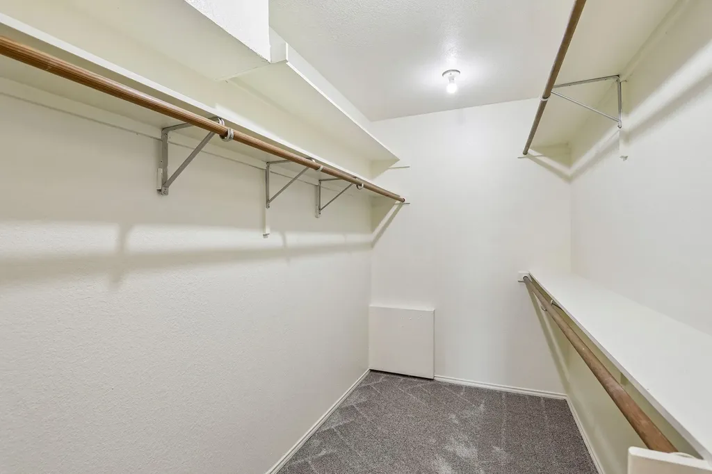 2123 Hearthside Lane Garland TX 75044
