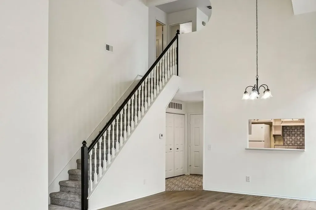 2123 Hearthside Lane Garland TX 75044