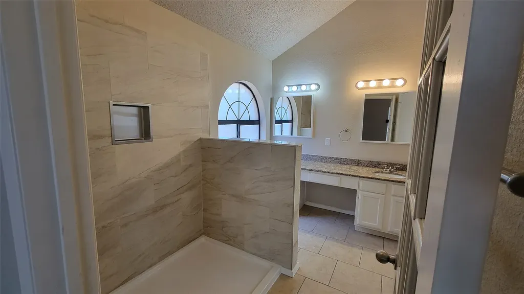 3217 Cliffview Drive Corinth TX 76210