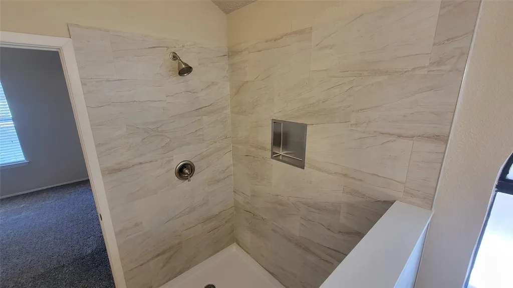 3217 Cliffview Drive Corinth TX 76210