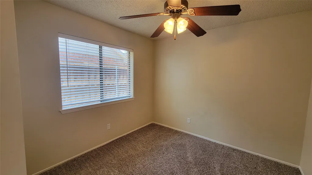 3217 Cliffview Drive Corinth TX 76210