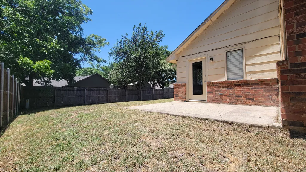 3217 Cliffview Drive Corinth TX 76210