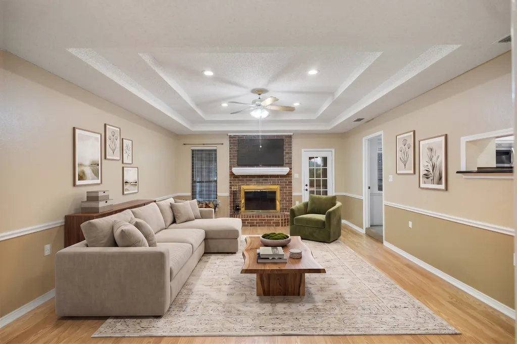 121 Crestview Street Chandler TX 75758