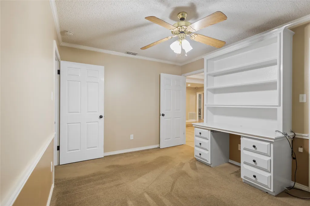 121 Crestview Street Chandler TX 75758