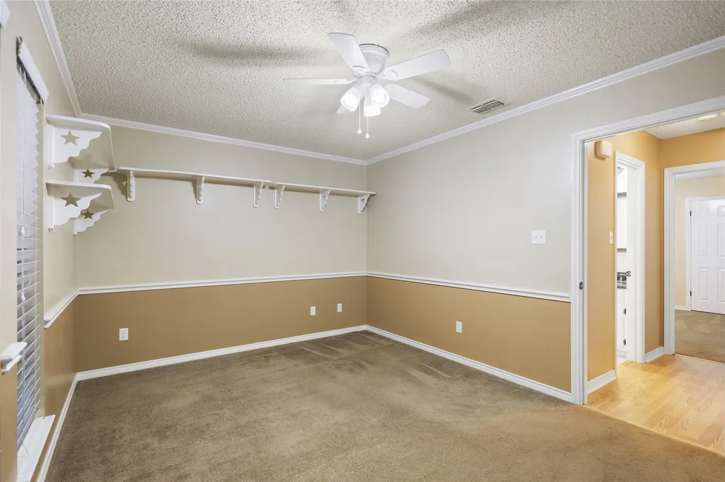 121 Crestview Street Chandler TX 75758