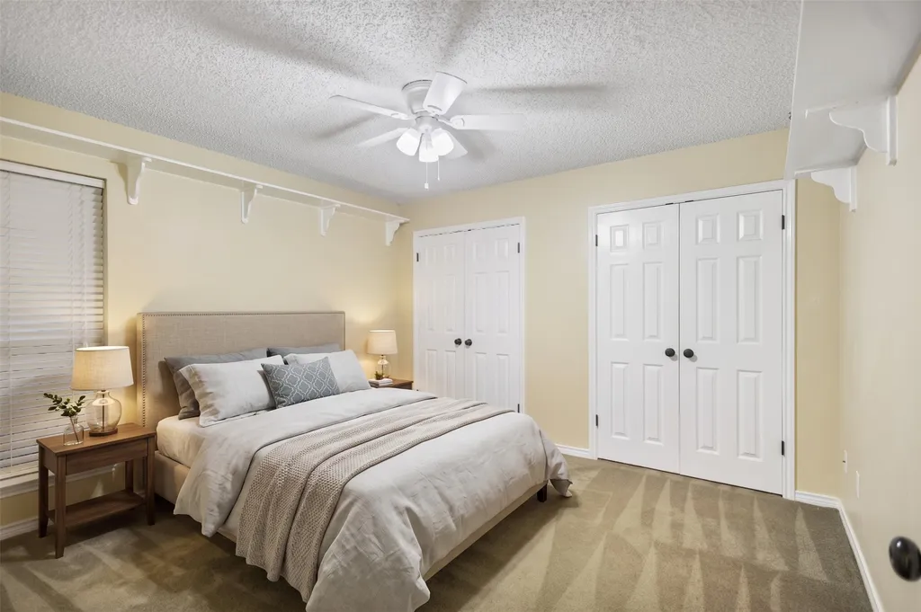 121 Crestview Street Chandler TX 75758