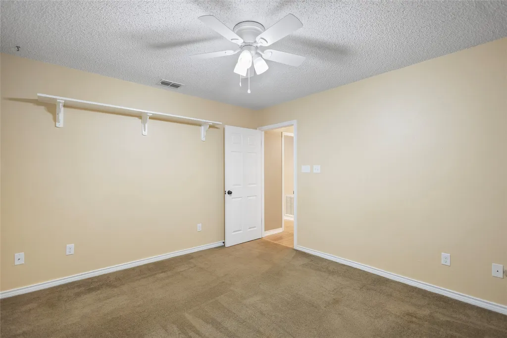 121 Crestview Street Chandler TX 75758