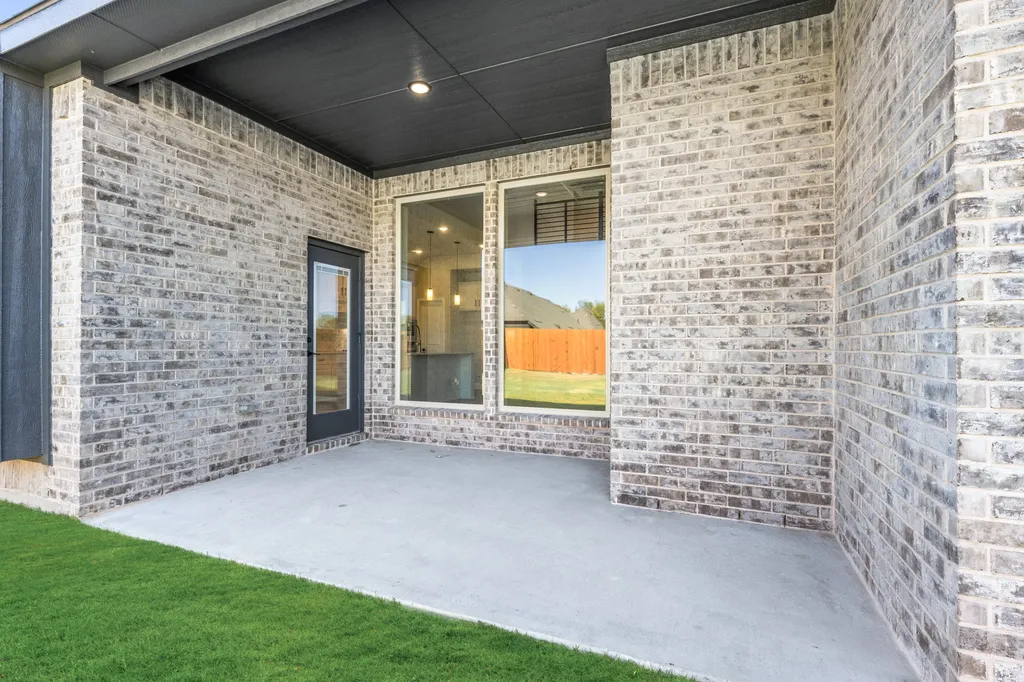 1284 Emily Drive Trenton TX 75490