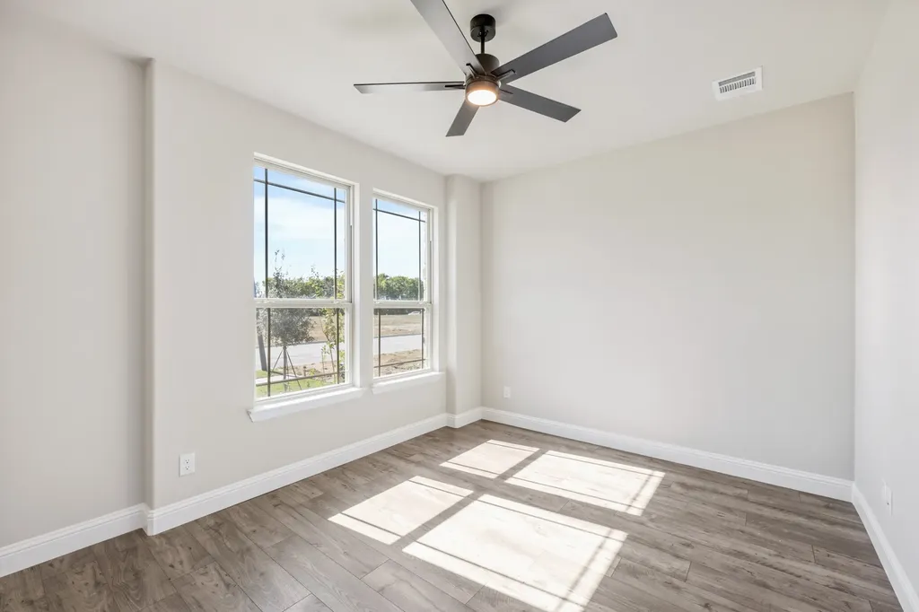 1284 Emily Drive Trenton TX 75490