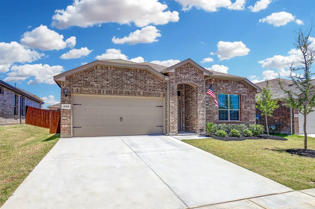 175 Bay Meadows Lane Boyd TX 76023