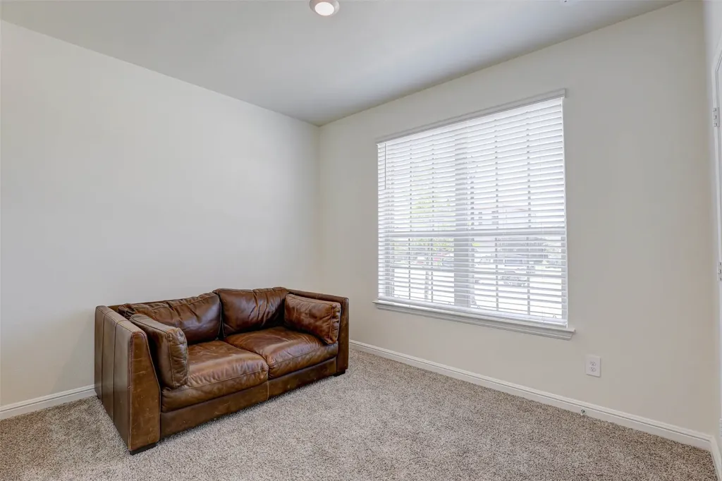 175 Bay Meadows Lane Boyd TX 76023