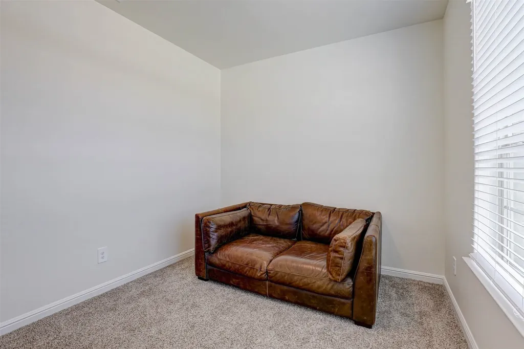 175 Bay Meadows Lane Boyd TX 76023