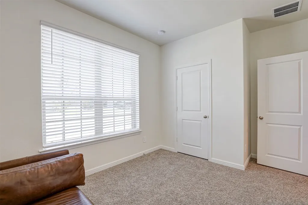 175 Bay Meadows Lane Boyd TX 76023