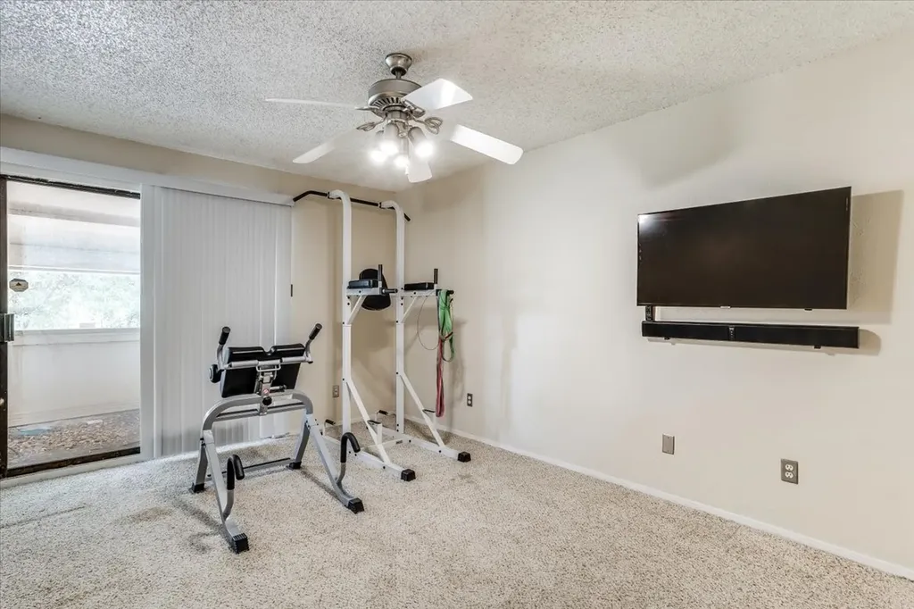 29 Oakbrook Drive Lewisville TX 75057