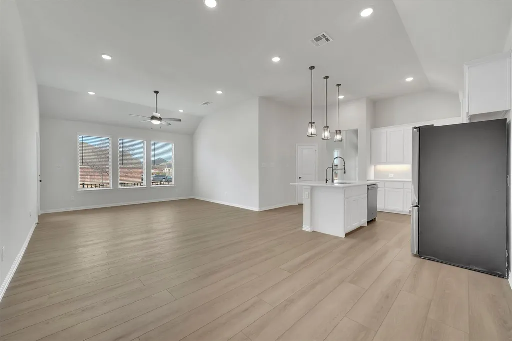 2650 Bechtol Street Garland TX 75042