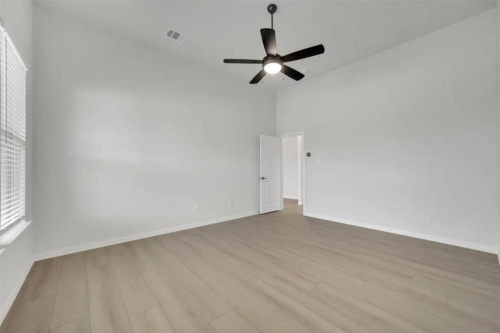 2650 Bechtol Street Garland TX 75042