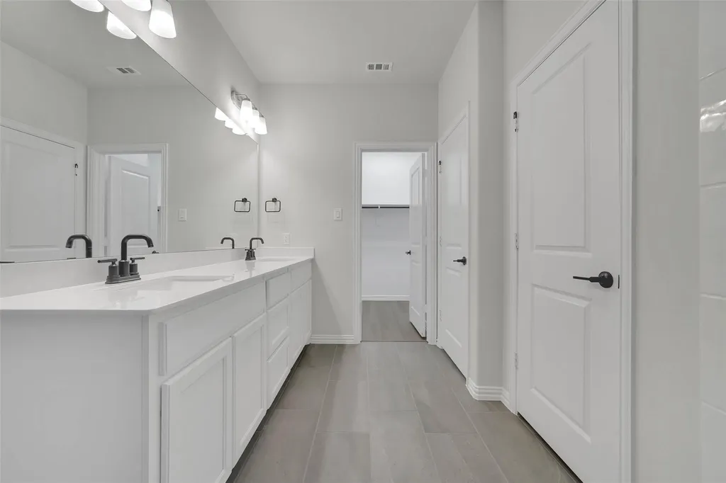 2650 Bechtol Street Garland TX 75042