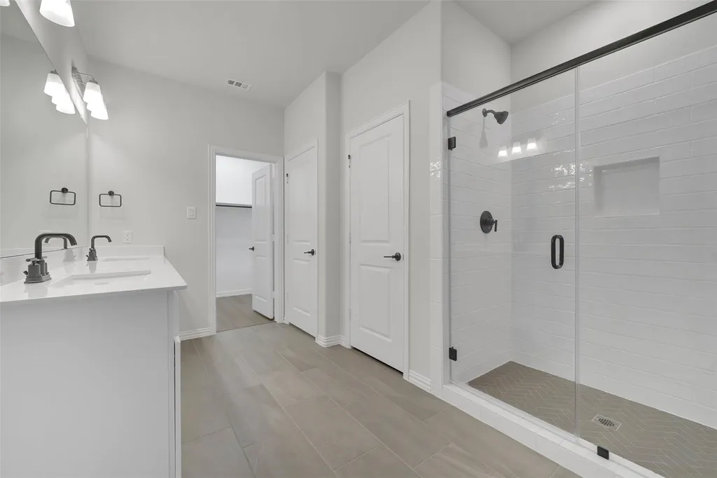 2650 Bechtol Street Garland TX 75042