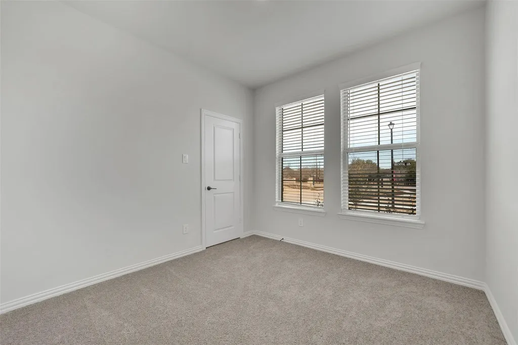 2650 Bechtol Street Garland TX 75042