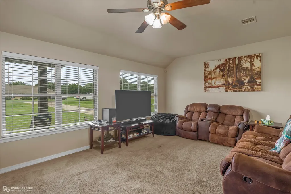 6174 Windwood Estates Drive Shreveport LA 71107