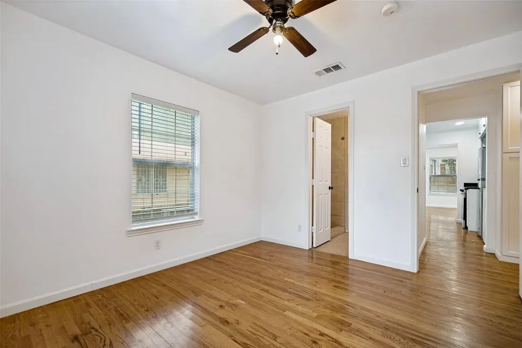 1823 Michigan Avenue Dallas TX 75216