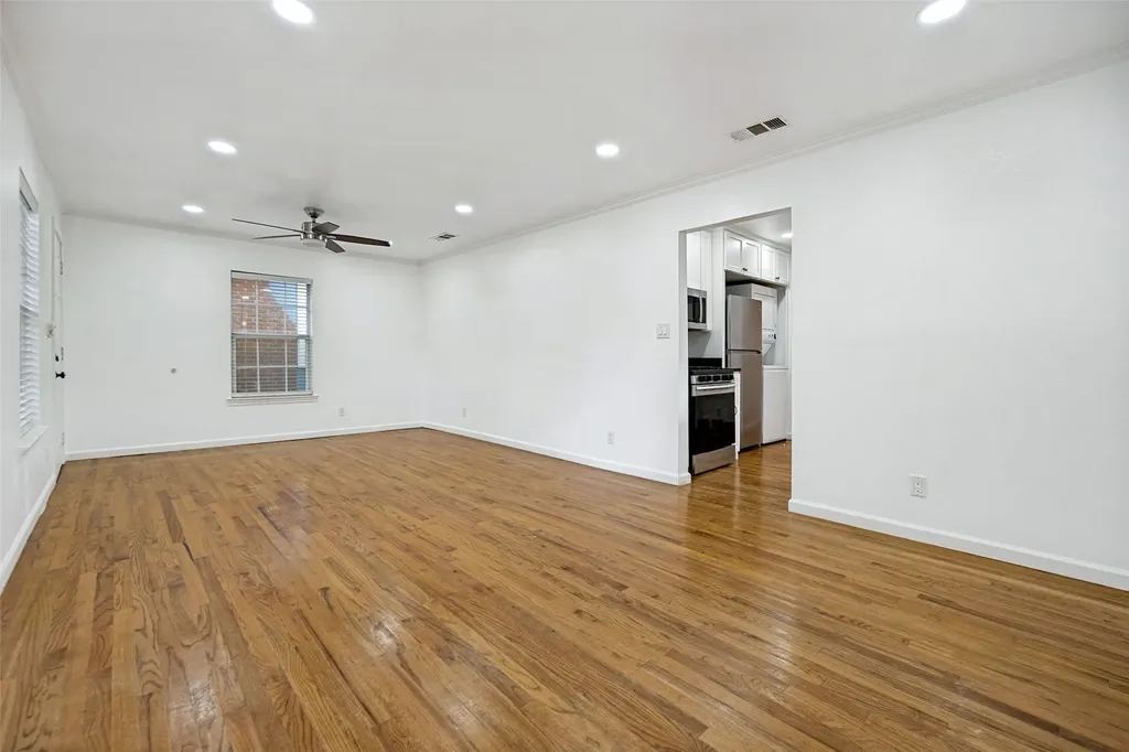 1823 Michigan Avenue Dallas TX 75216
