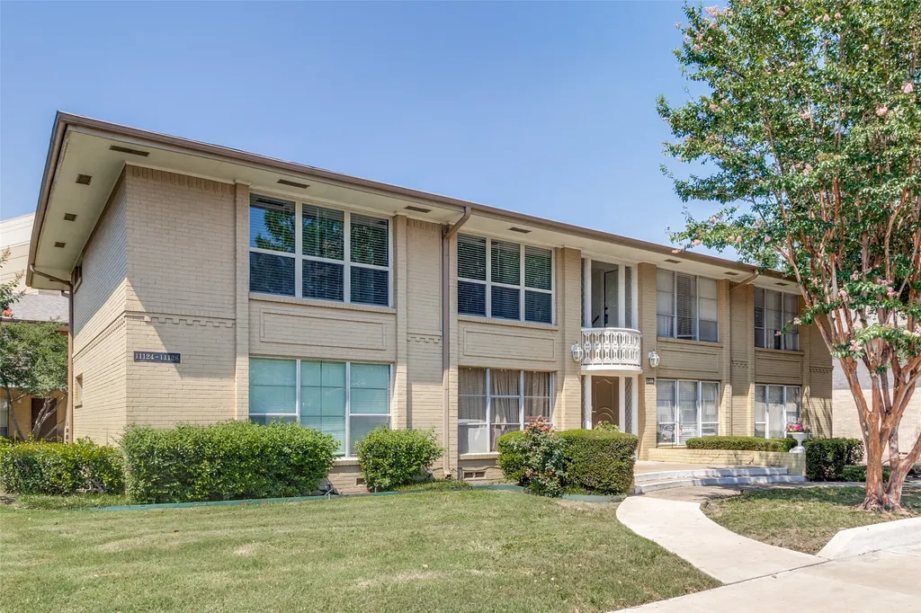 11122 Valleydale Dallas TX 75230