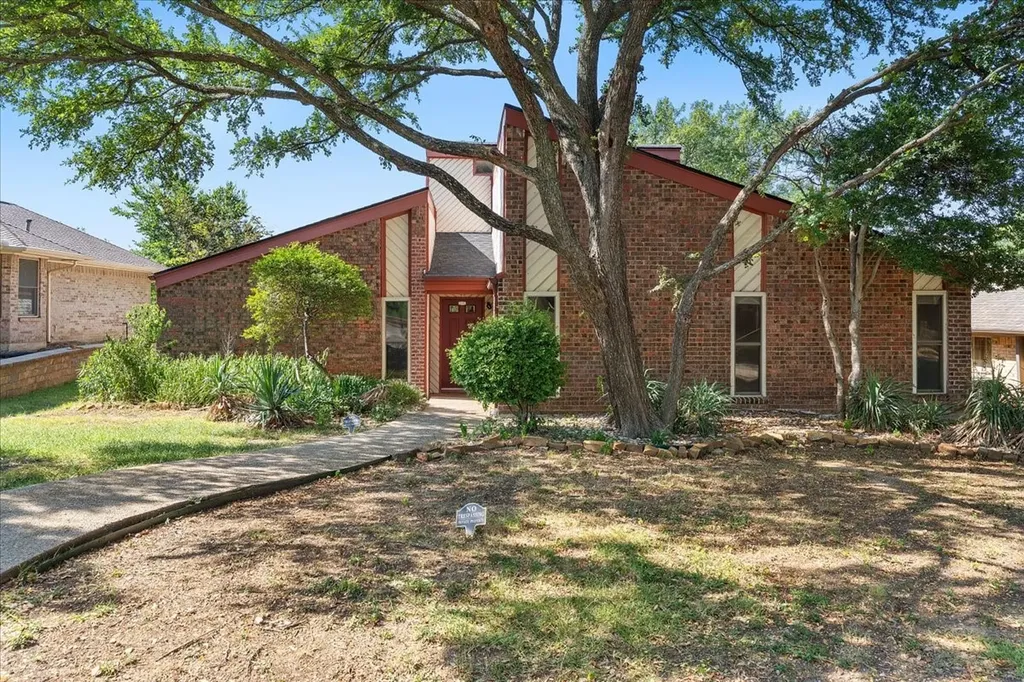 1820 Green Ridge Court Carrollton TX 75007