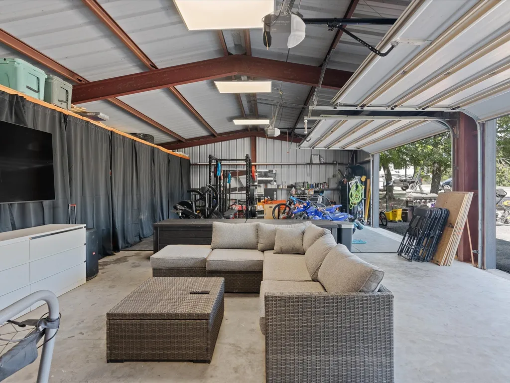 946 Burke Road Gunter TX 75058