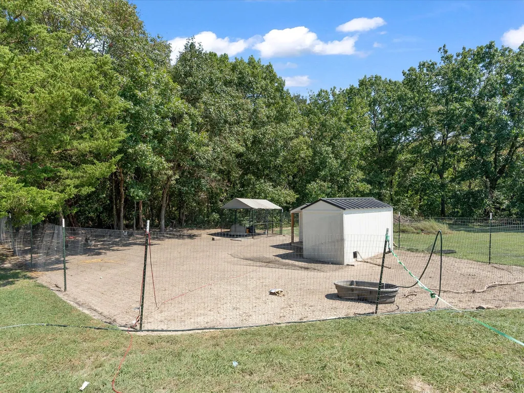 946 Burke Road Gunter TX 75058