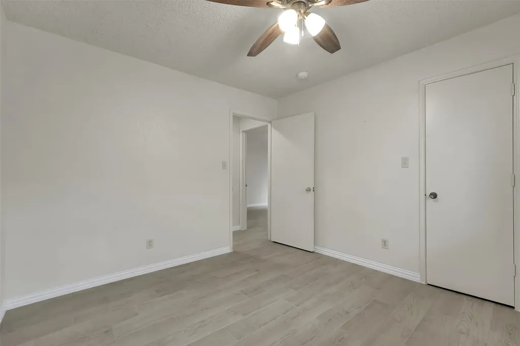 411 S Las Vegas Trail White Settlement TX 76108