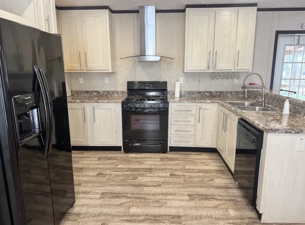342 Dove Lane Stonewall LA 71078