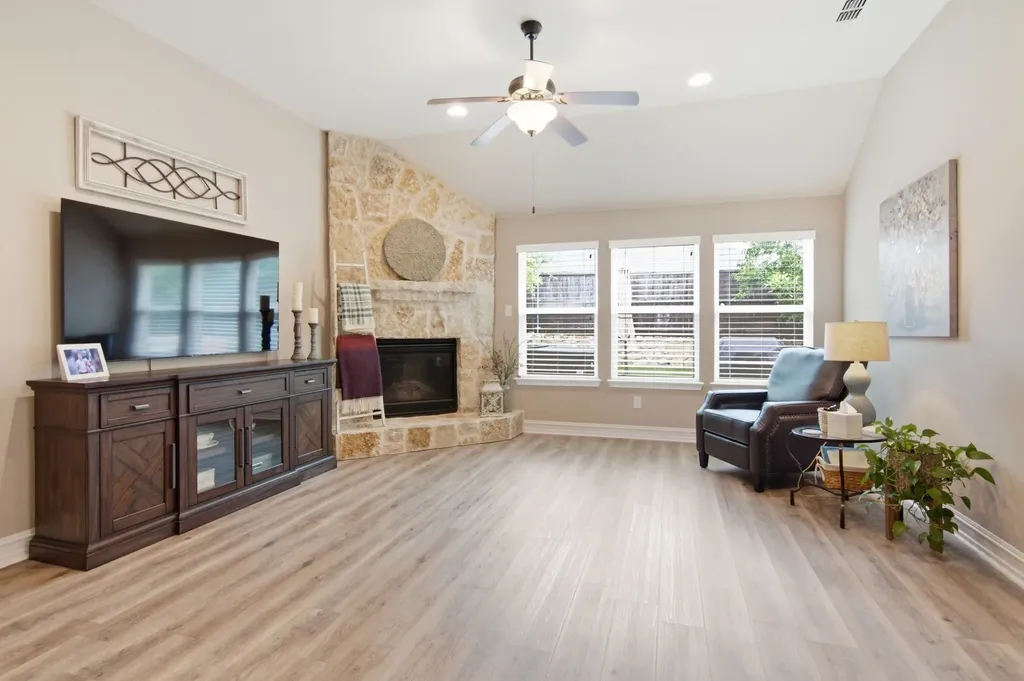 1536 Westview Lane Northlake TX 76226