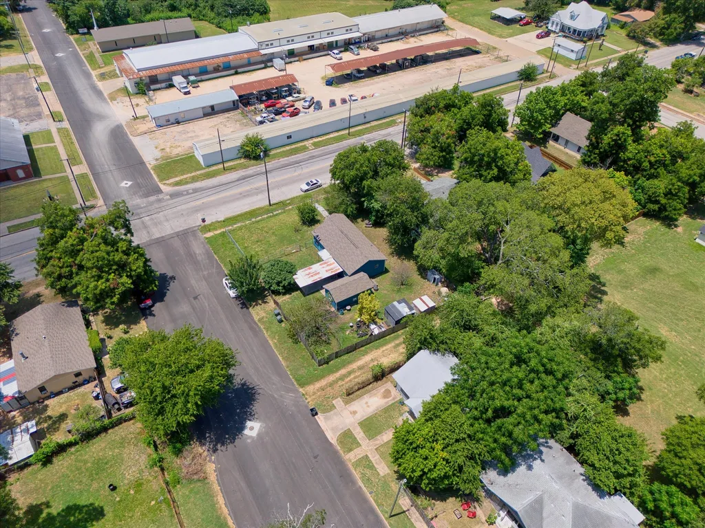403 Dallas Waco TX 76704
