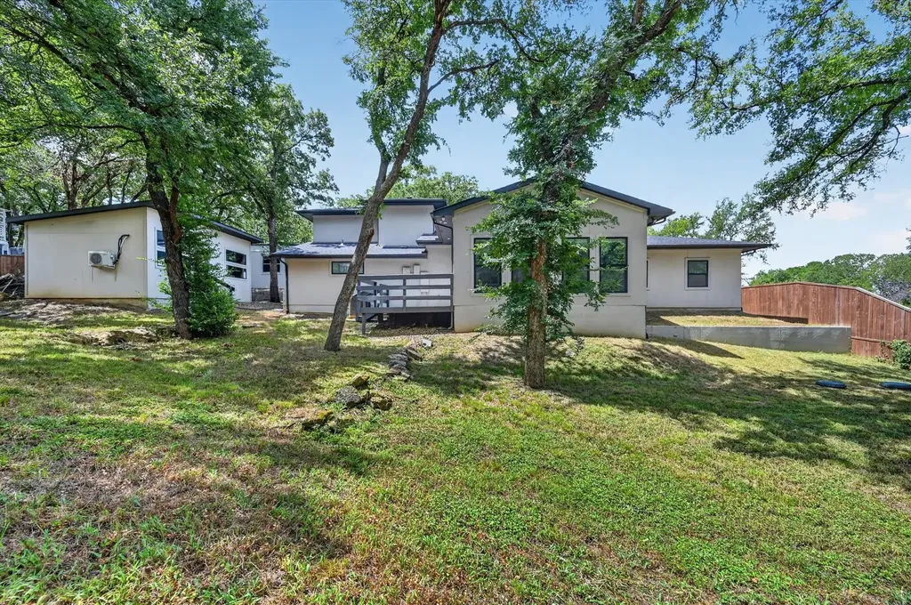 9132 Choctaw Trail Flower Mound TX 75022