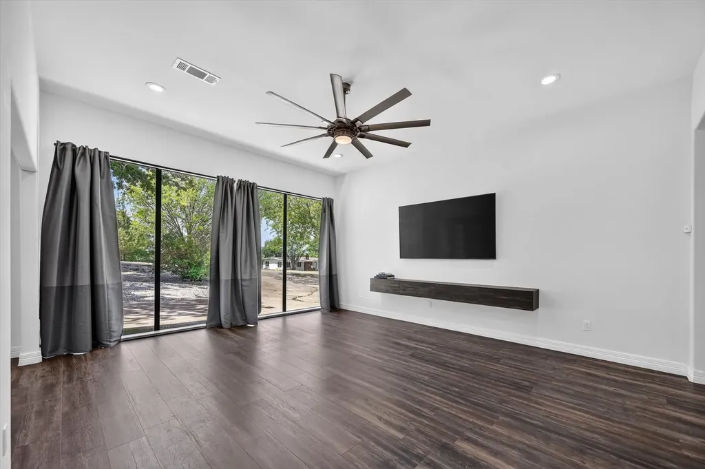 9132 Choctaw Trail Flower Mound TX 75022