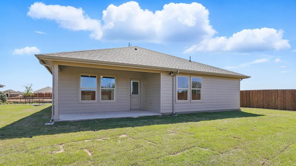 1247 Hollyn Drive Decatur TX 76023