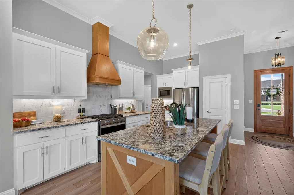 329 Newport Lane Benton LA 71006
