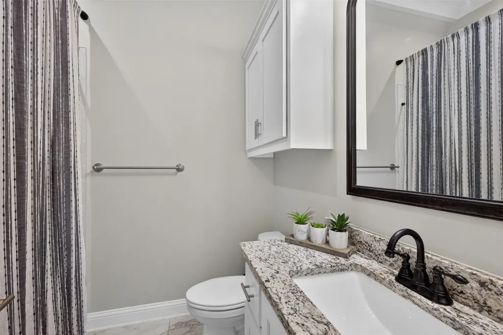 329 Newport Lane Benton LA 71006