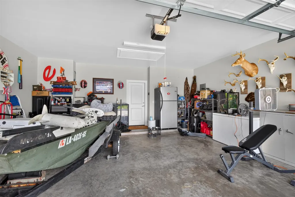 329 Newport Lane Benton LA 71006