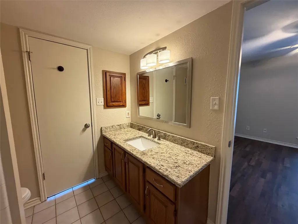 6220 Bentwood Trail Dallas TX 75252