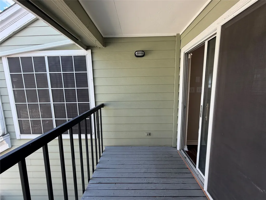 6220 Bentwood Trail Dallas TX 75252
