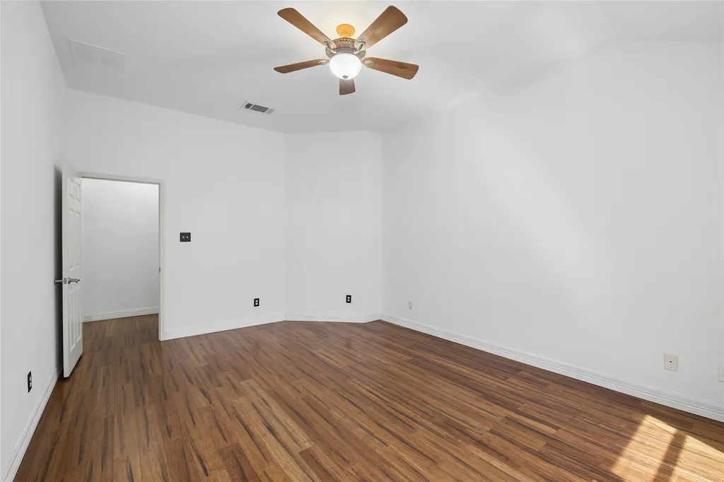 1010 Sagebrush Trail Duncanville TX 75137