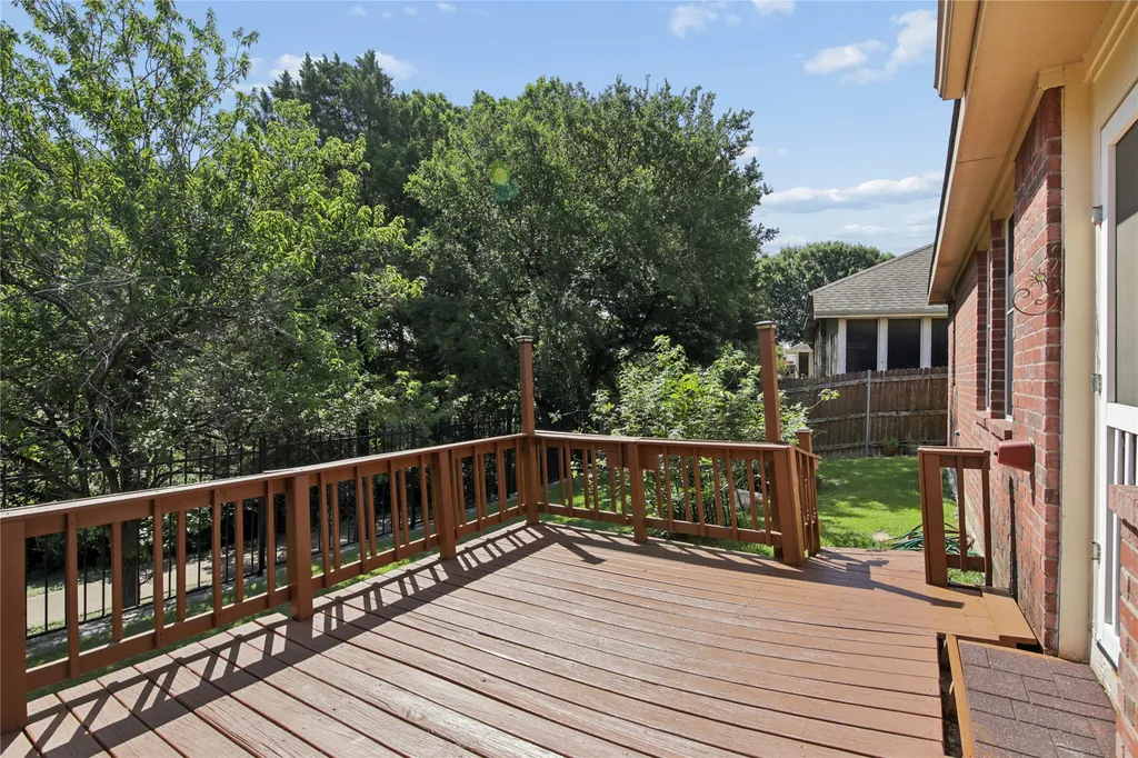 1010 Sagebrush Trail Duncanville TX 75137