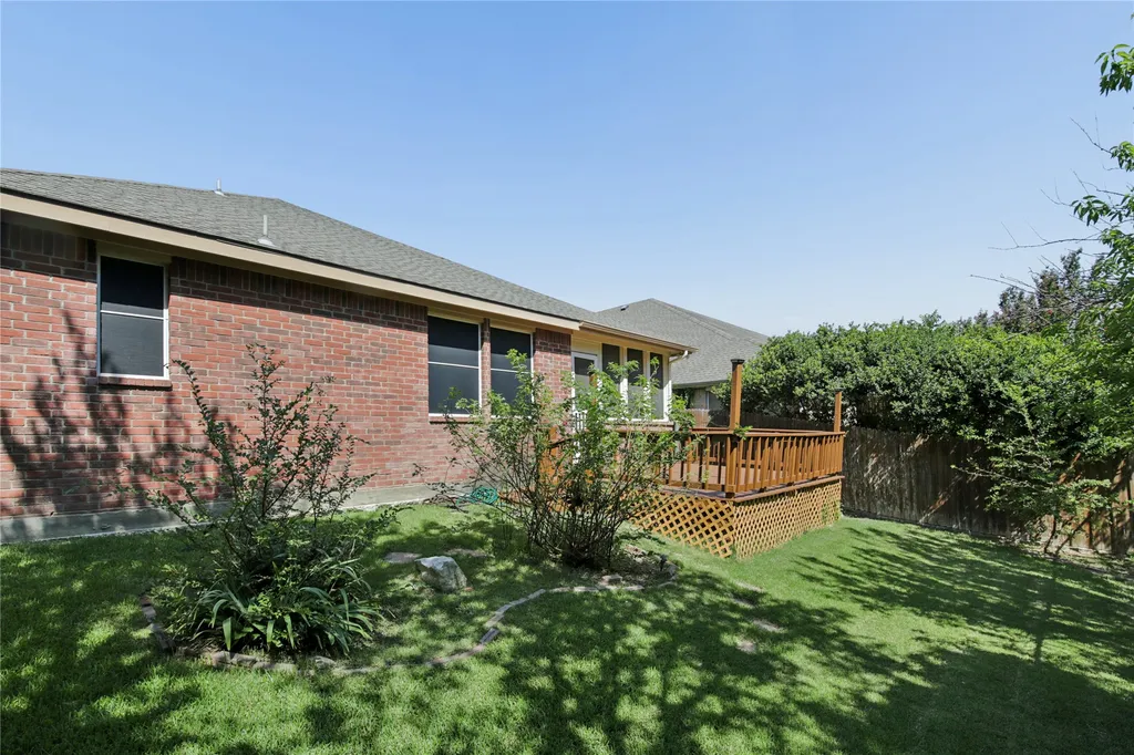 1010 Sagebrush Trail Duncanville TX 75137