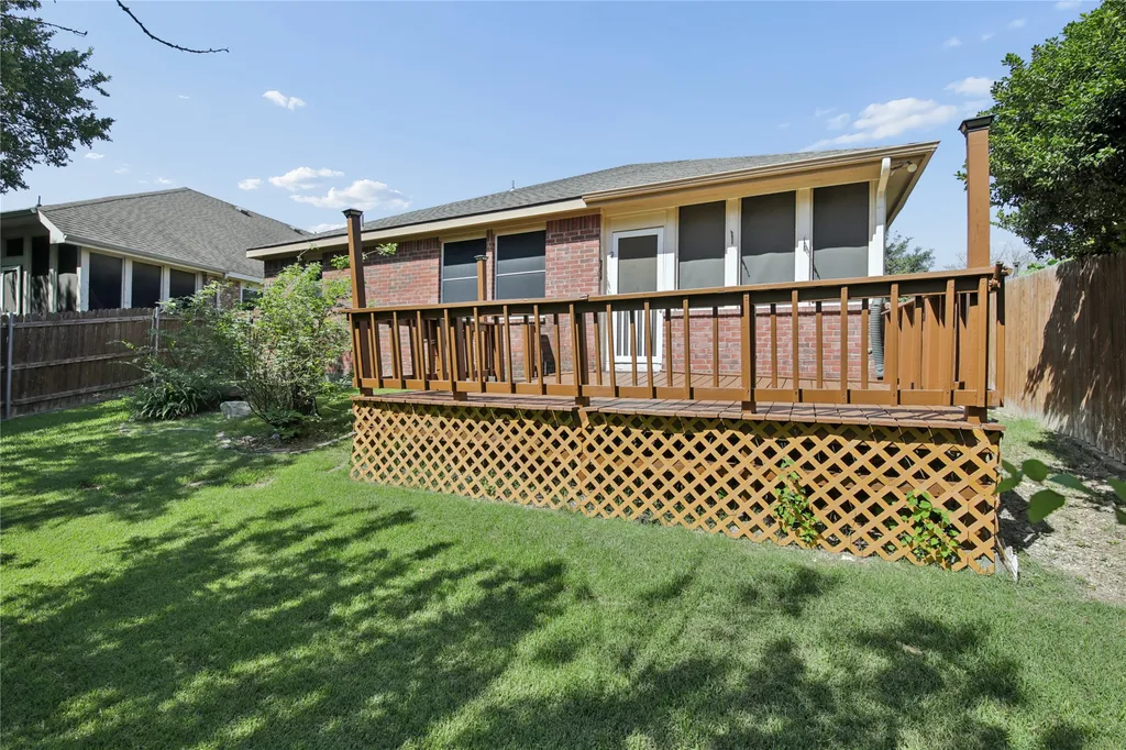 1010 Sagebrush Trail Duncanville TX 75137