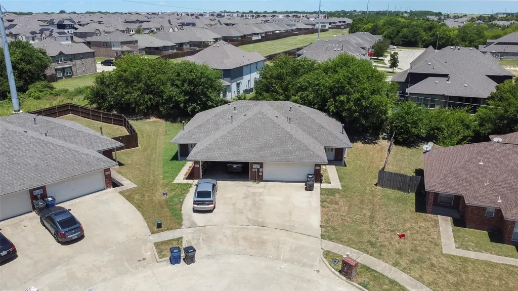 2633 Ventura Court Glenn Heights TX 75154