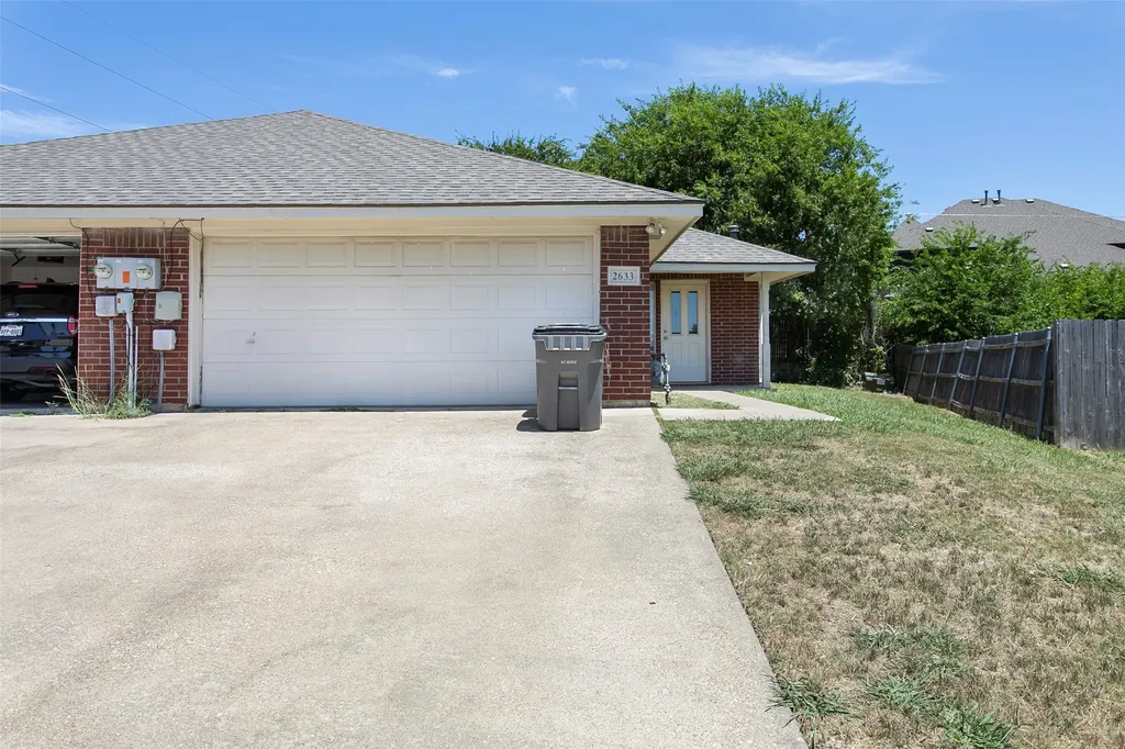 2633 Ventura Court Glenn Heights TX 75154